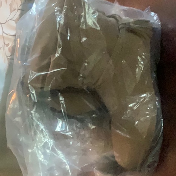 Flat boots brand new - Picture 5 of 7